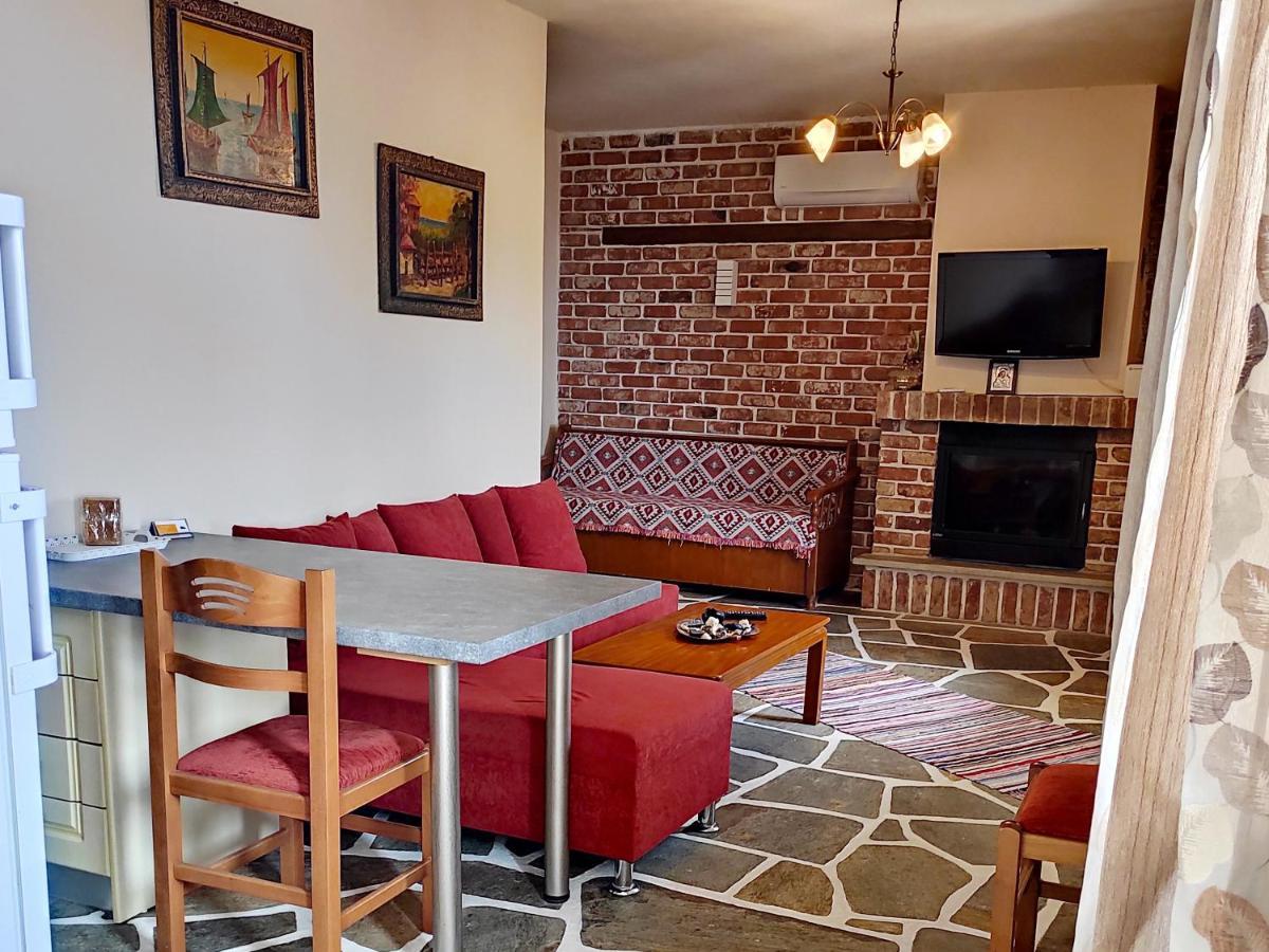 Keramidi Guesthouse Екстериор снимка